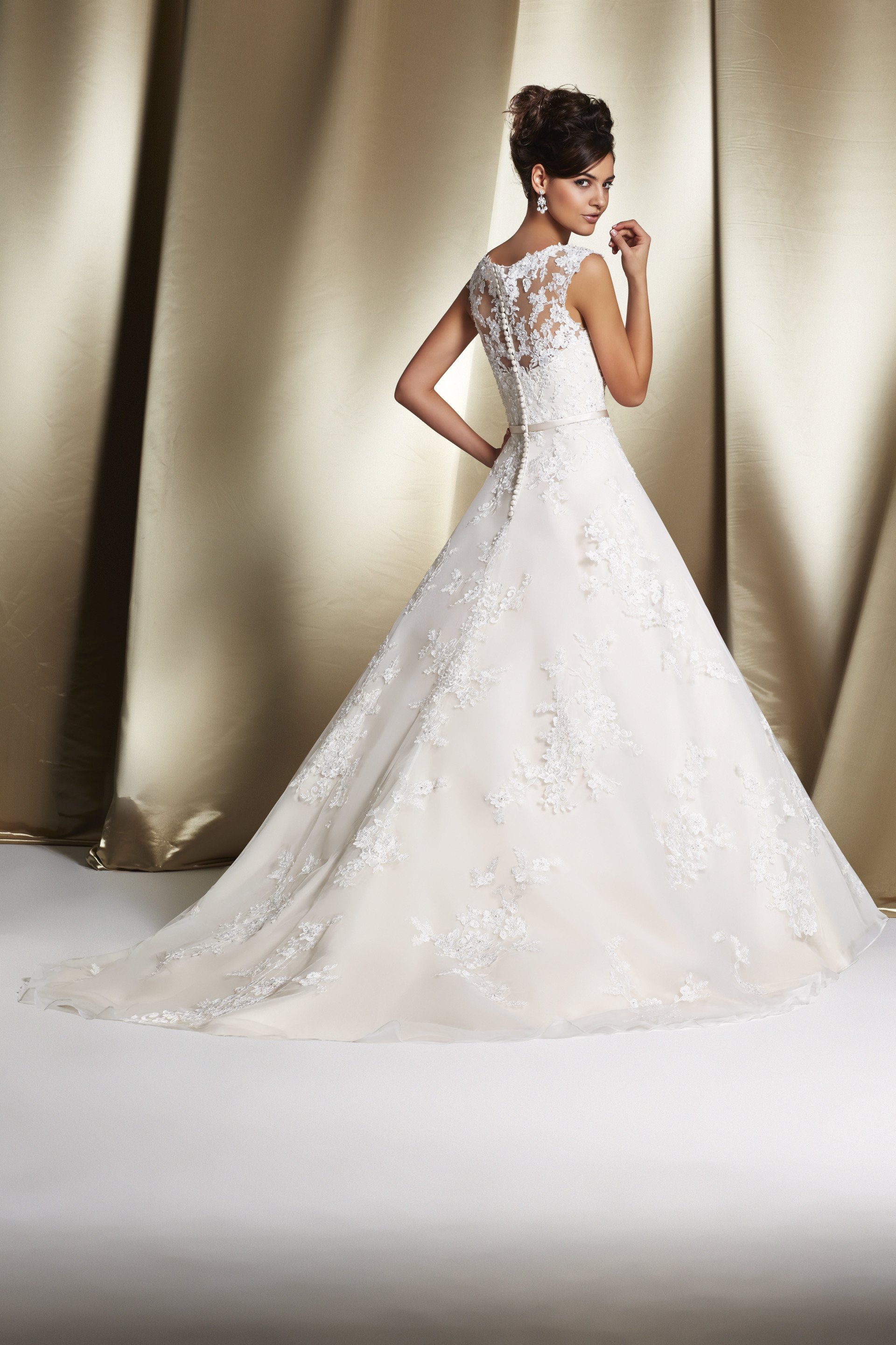 Ronald Joyce Amaryllis Bridal Boutique Alton