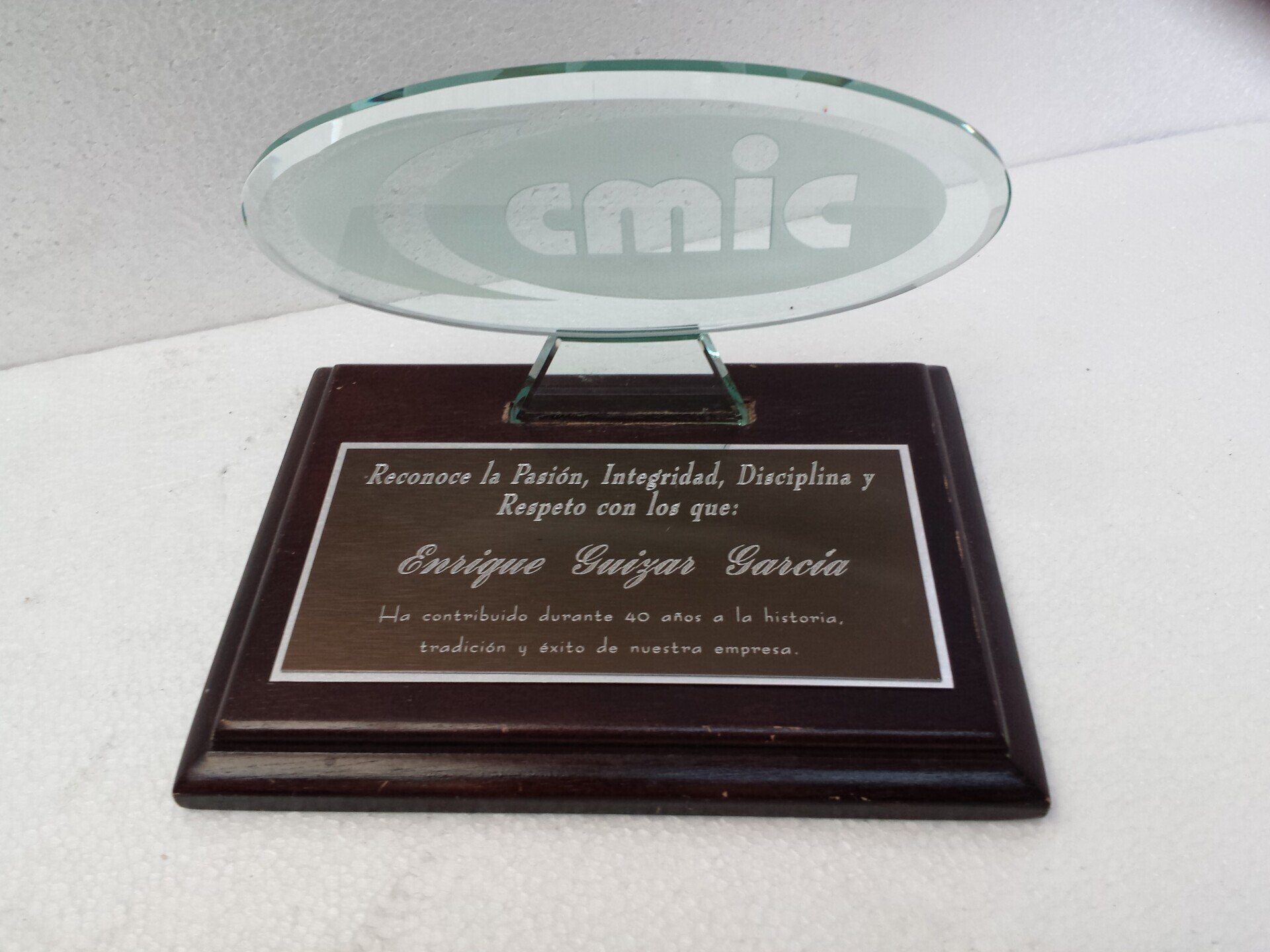 Reconocimientos de Madera y Vidrio. Personalizados