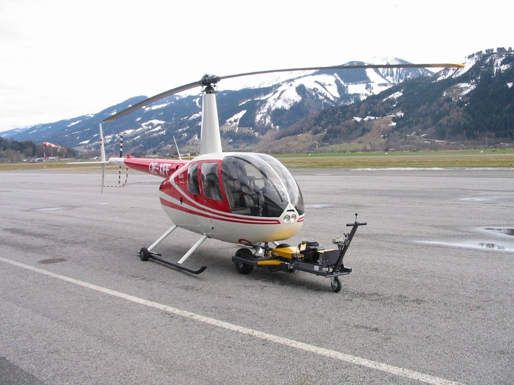 Special Robinson R44 mover