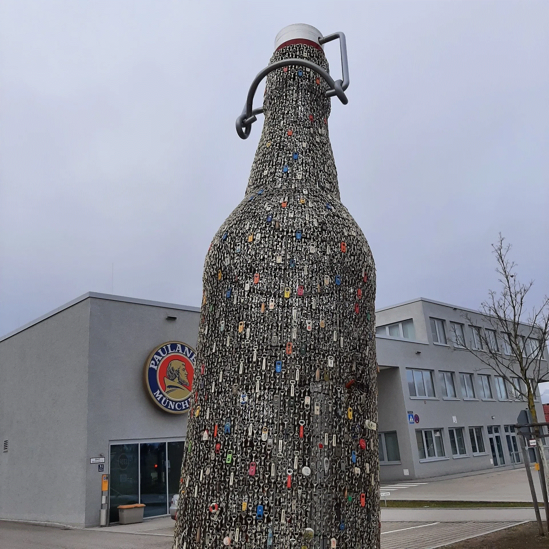 Paulaner Kunst Bierflasche Paulaner Kunst Bierflasche