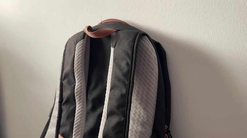 Etiquette bagage pour sac à dos, valises. Personnalisable et sur mesure à la forme de votre bus, train, véhicule