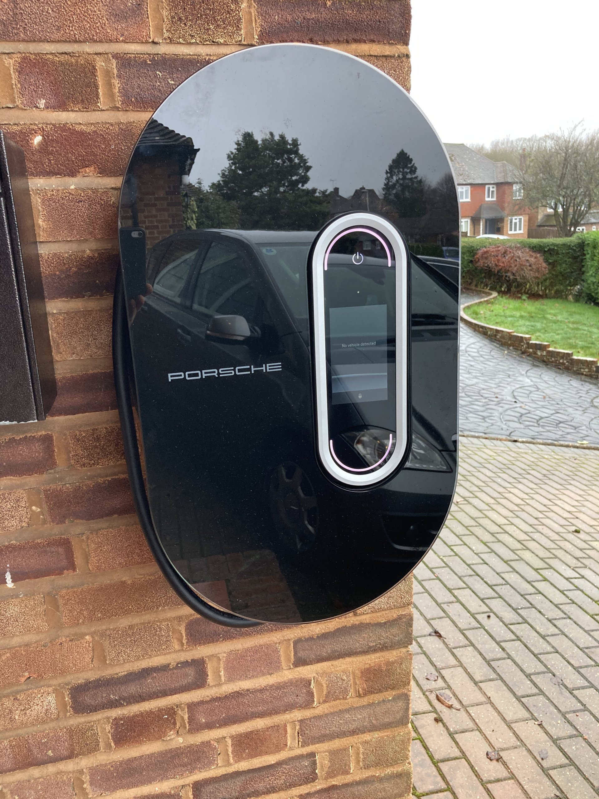 PORSCHE EV CHARGER