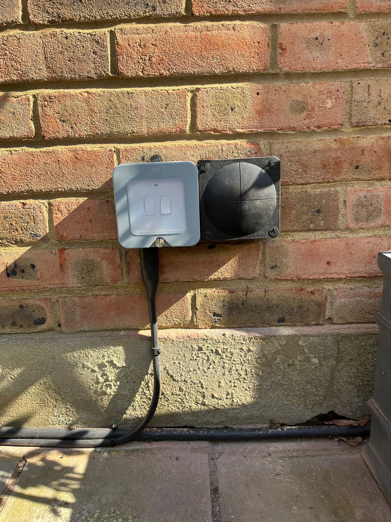 Outdoor Socket installation Surrey