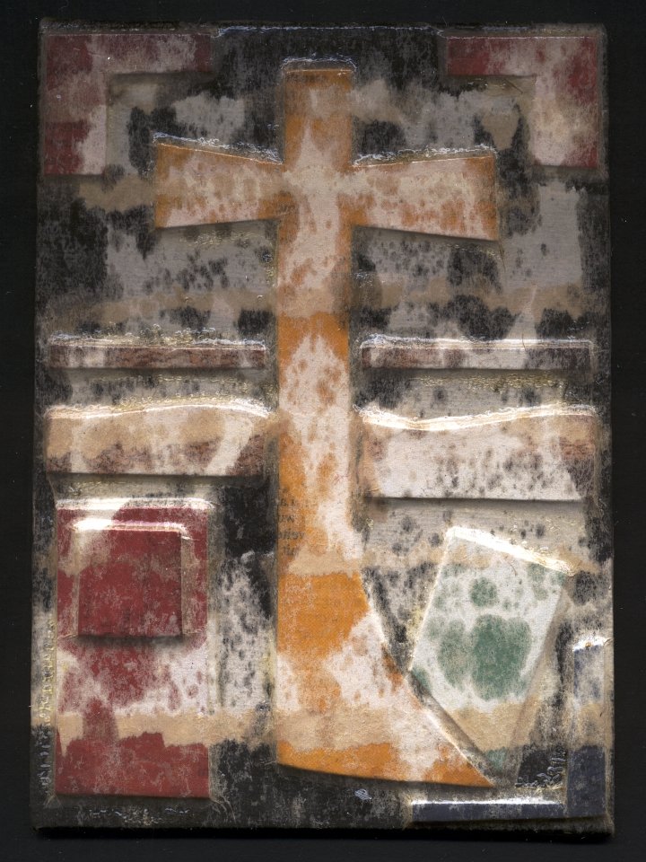 „Kreuzgelb“ – gelbes Kreuz auf dunklem Grund, pastos wirkende Oberfläche.