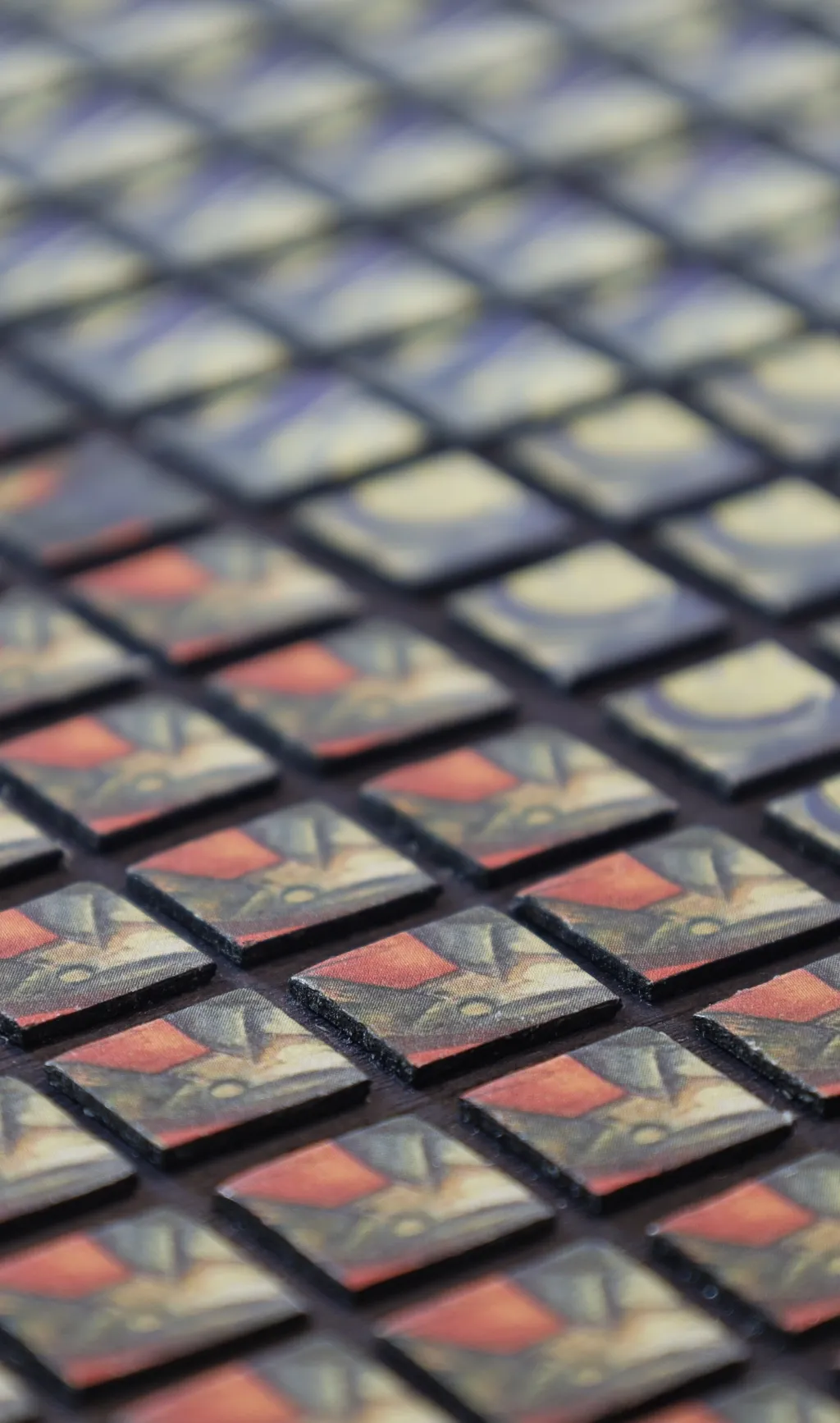 Detail „Blaue Pferde, getürmt“ – nahe Ansicht der geschichteten Fragmente des verschollenen Marc-Motivs.