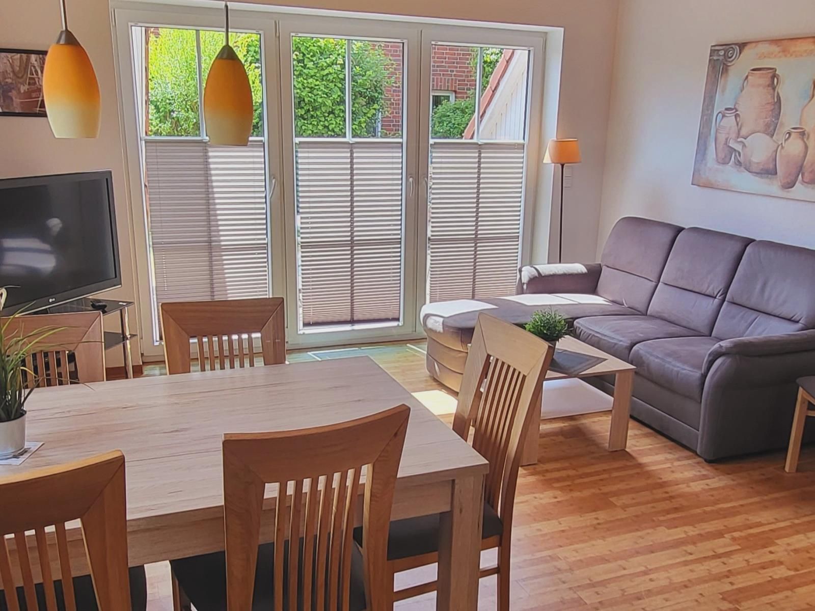 Eß und Wohnzimmer Ansicht Ferienhaus Kleinbahnstraße Haus Nr. 3