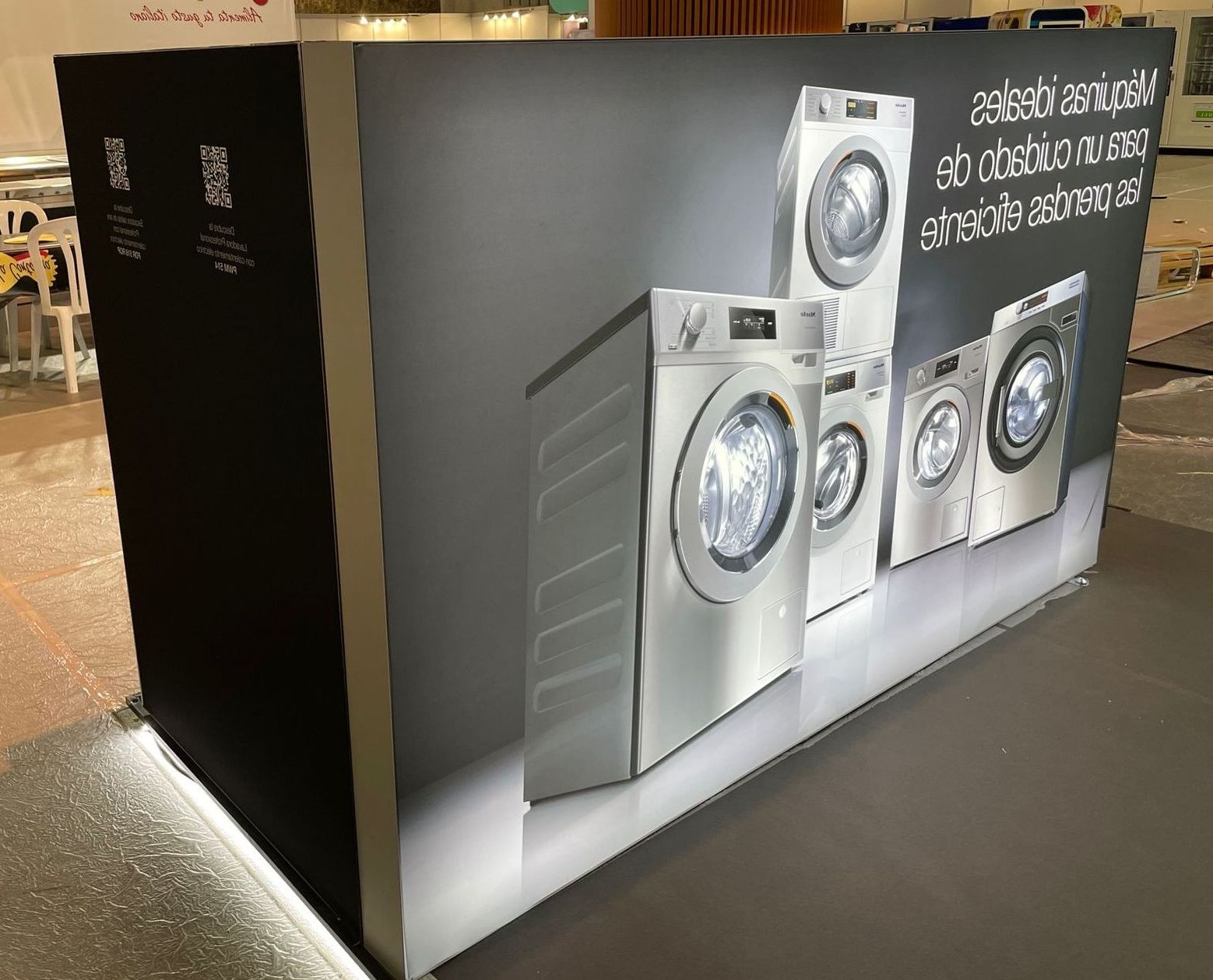 alquiler backlight expositores malaga