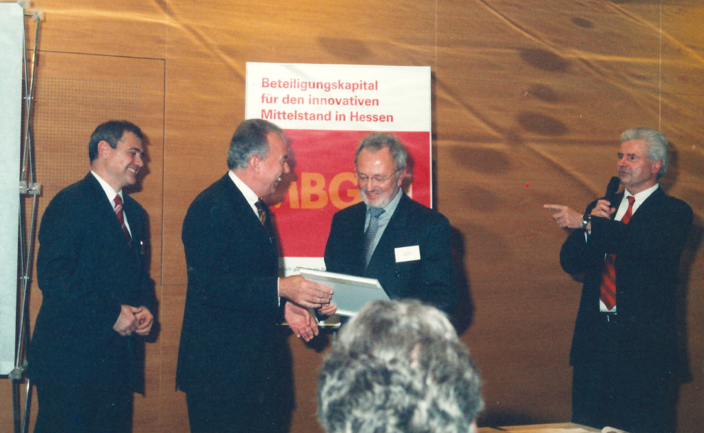 Auszeichnung mit dem Hessischem Innovationspreis - 2002