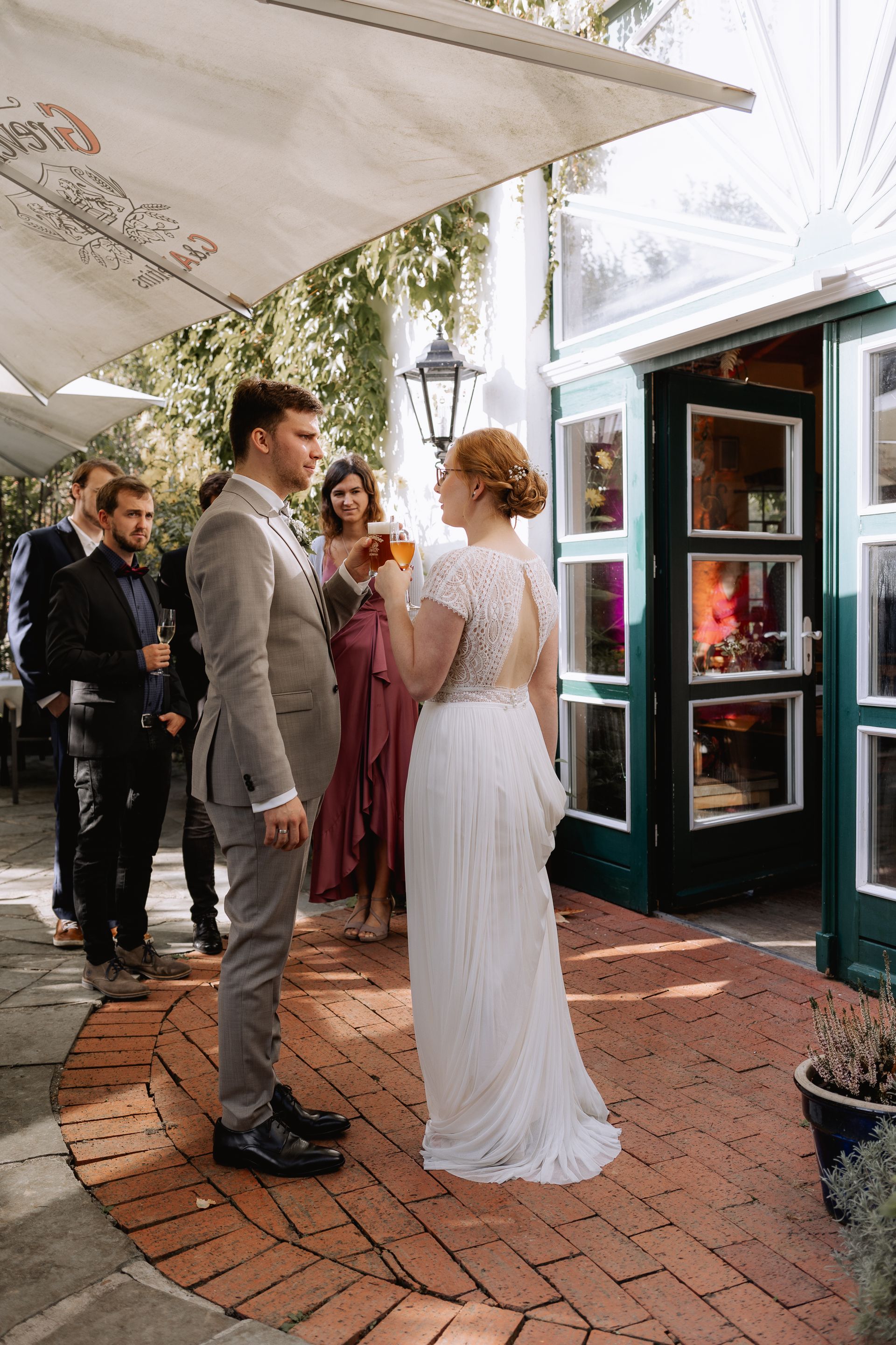 Glückwünsche und Gratulationen an das Brautpaar