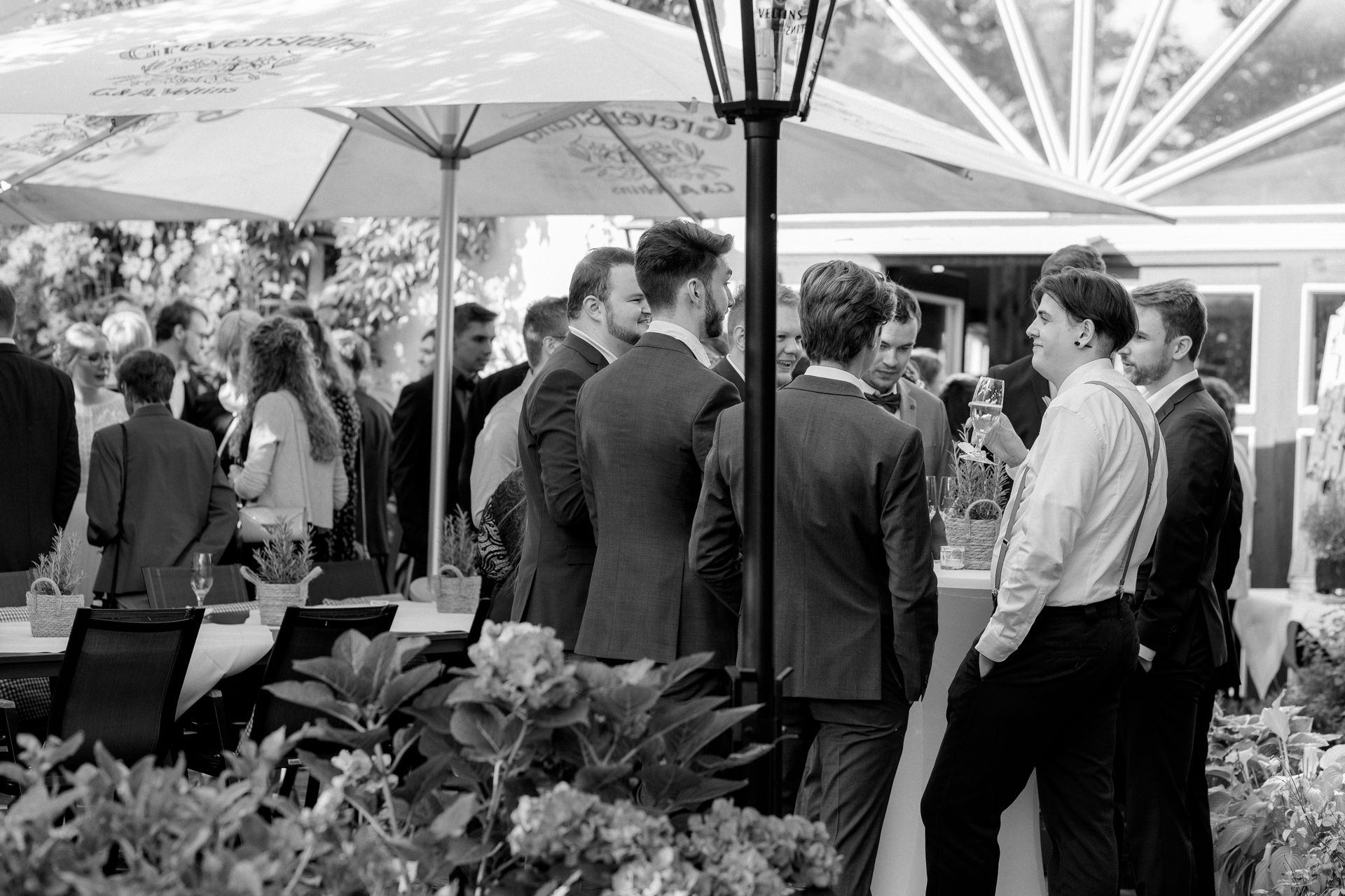 Sektempfang auf der Terrasse Thinghof Möhnesee