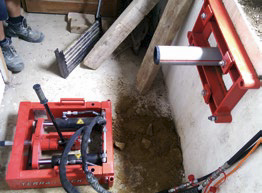 fonceur de tiges dirigé TERRA‐JACK pour installation des tuyaux pour de courts branchements d’eau, gaz, télécom ou électricité