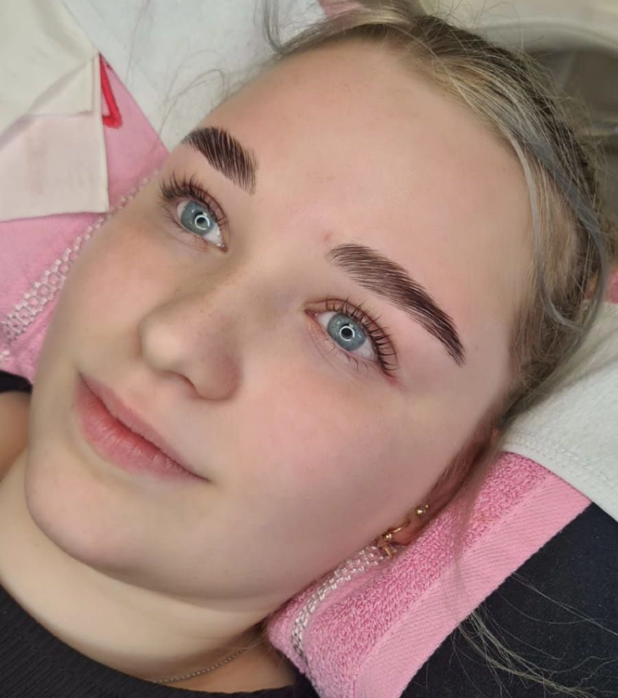 Brow Lifting Bremen PMU Kosmetik Wimpernlifting