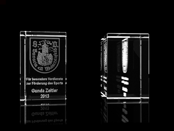 Quader, Glasquader mit Glasinnengravur, Lasergravur in 2D oder 3D, mit dem eigenen Foto, Wappen, Motiv oder Schriftzug